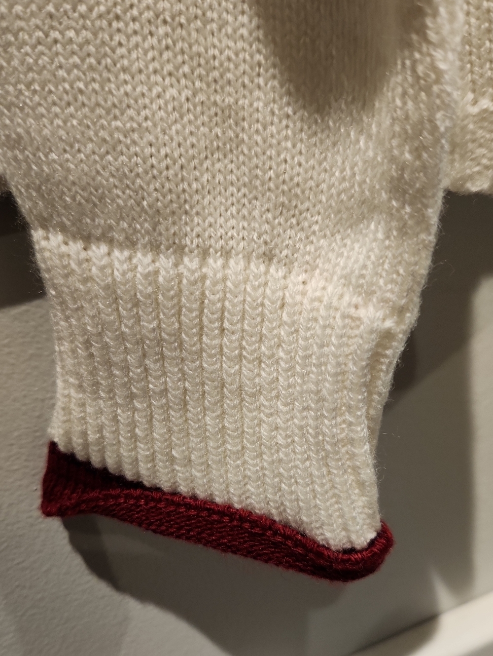 NWT EVSIE Girls Sz S Knit Sweater - Picture 2 of 8